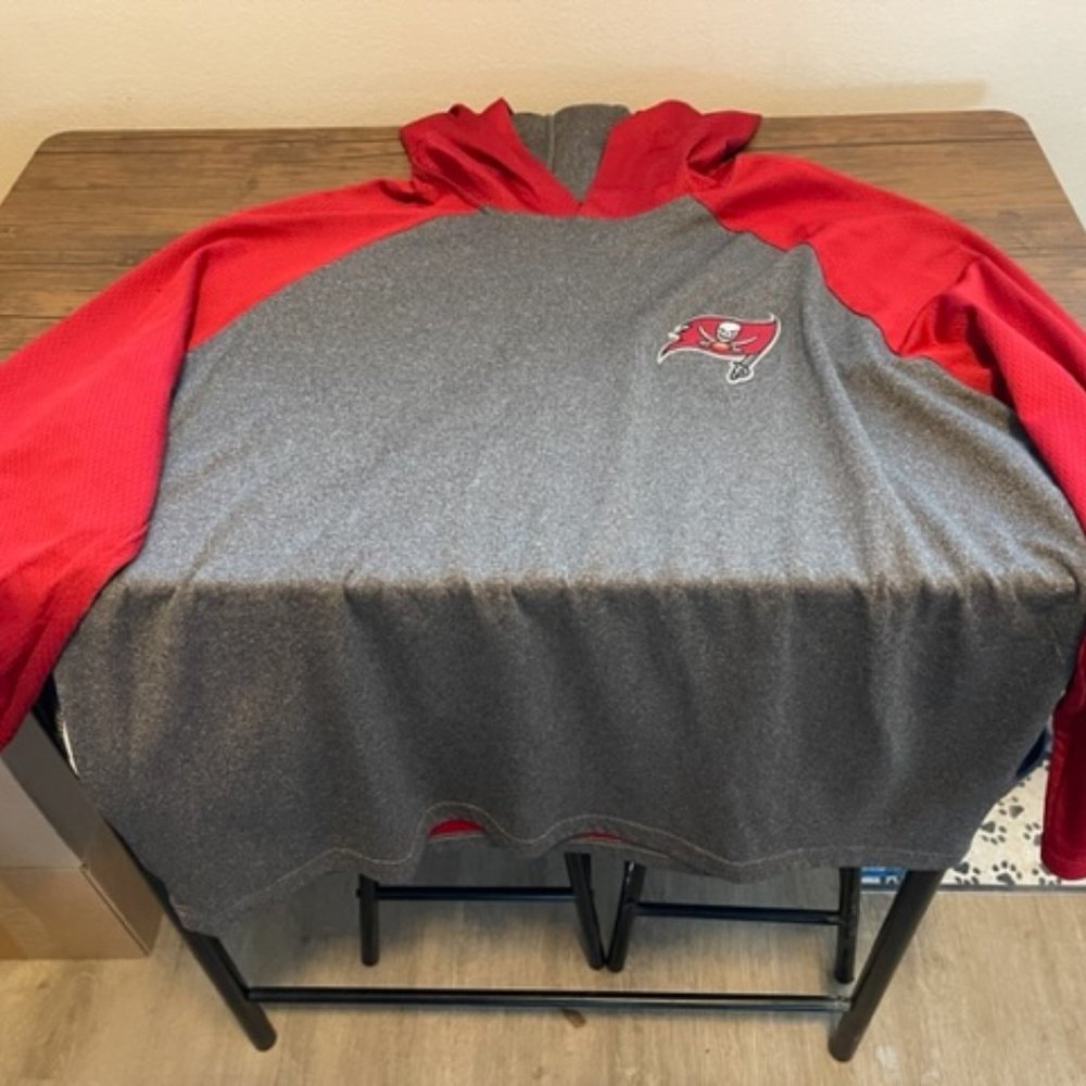 Tampa Bay Lightweight Pullover